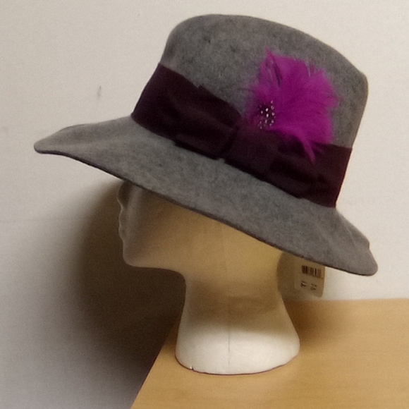 Italian Wool Fedora Grey /purple gunia feather Accent - Picture 2 of 12